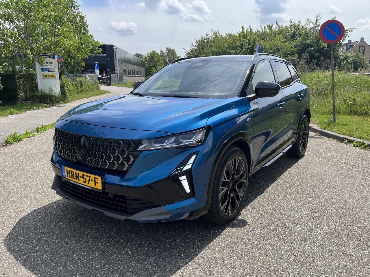 Renault Austral 1.2 E-Tech full hybrid 200 iconic esprit Alpine APPLE CARPLAY ANDROID AUTO / CRUISE CONTROLE / CLIMATE CONTROLE / PARKEERSENSOREN+CAMERA / GOOGLE BUILD IN.