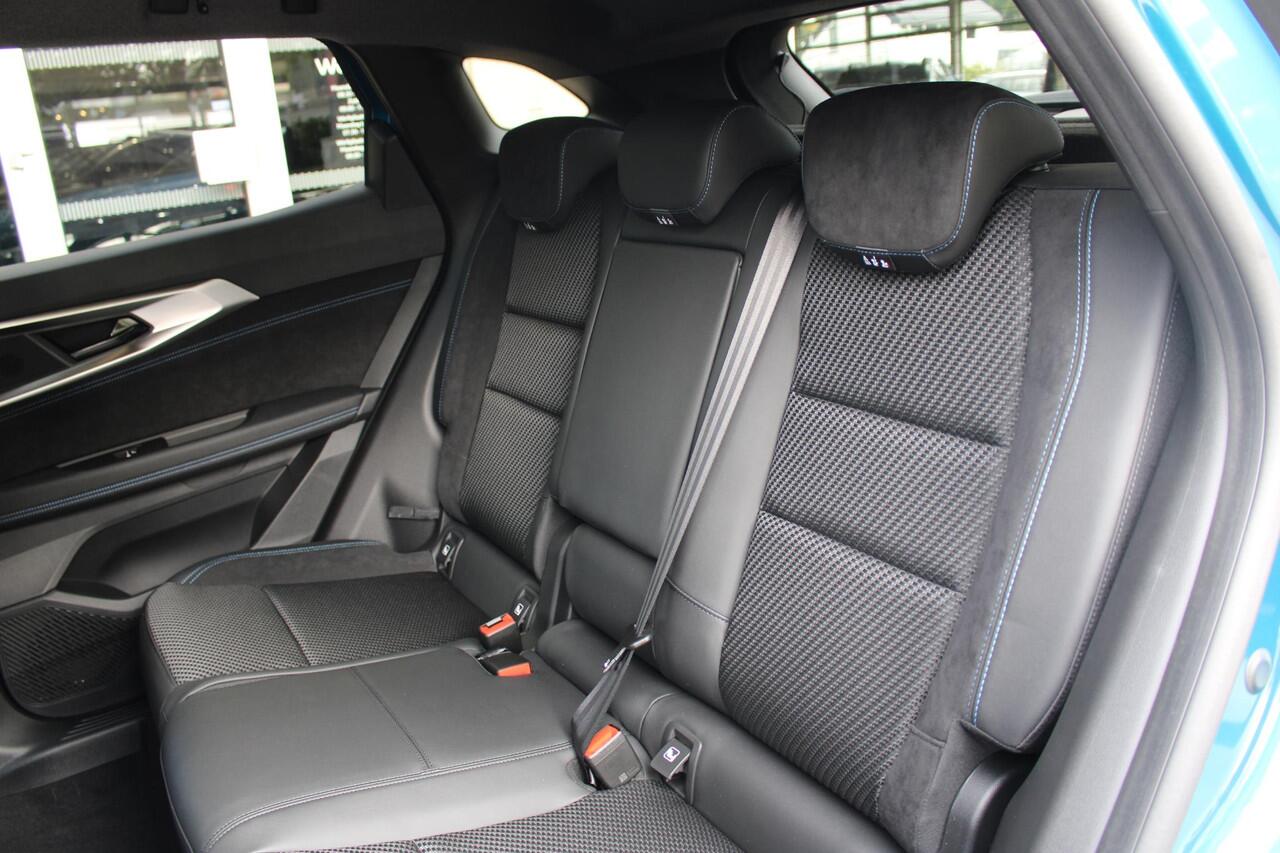 Renault Austral 1.2 E-Tech full hybrid 200 iconic esprit Alpine | Stoelverwarming en Stuurwiel verwarming | Dodehoek detectie | Nieuw model