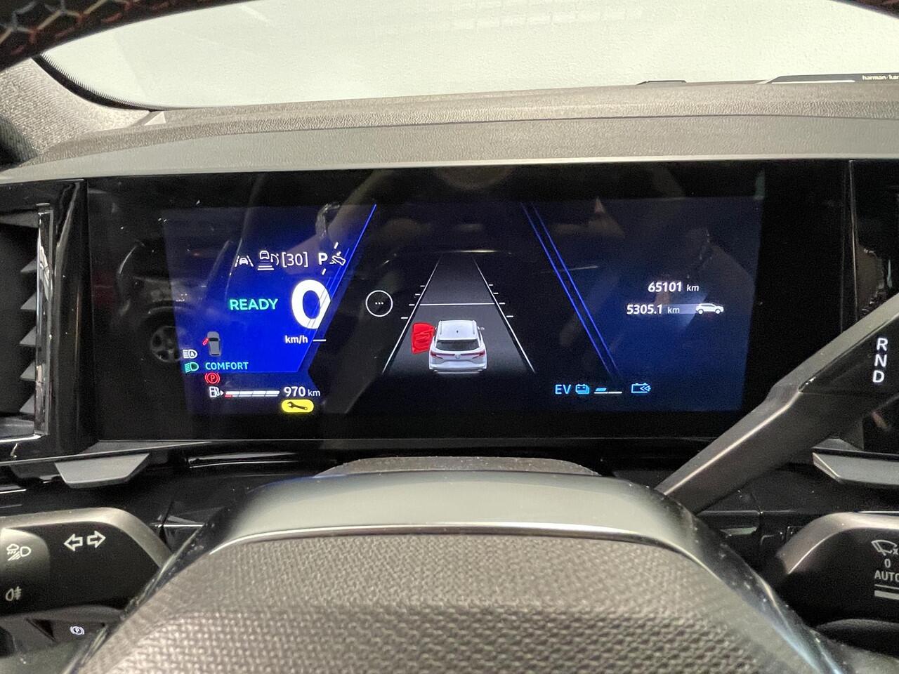 Renault Austral 1.2 E-Tech full hybrid 200 iconic esprit Alpine Climate controle | Navigatie | | Rondom camera | Adaptieve cruise controle