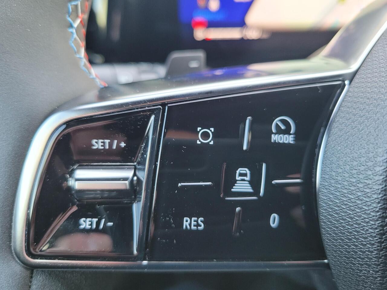 Renault Austral 1.3 TCe 160 X-tronic Techno Esprit Alpine | Panoramadak | Winterpack | 360 Camera | Elek. Stoelen