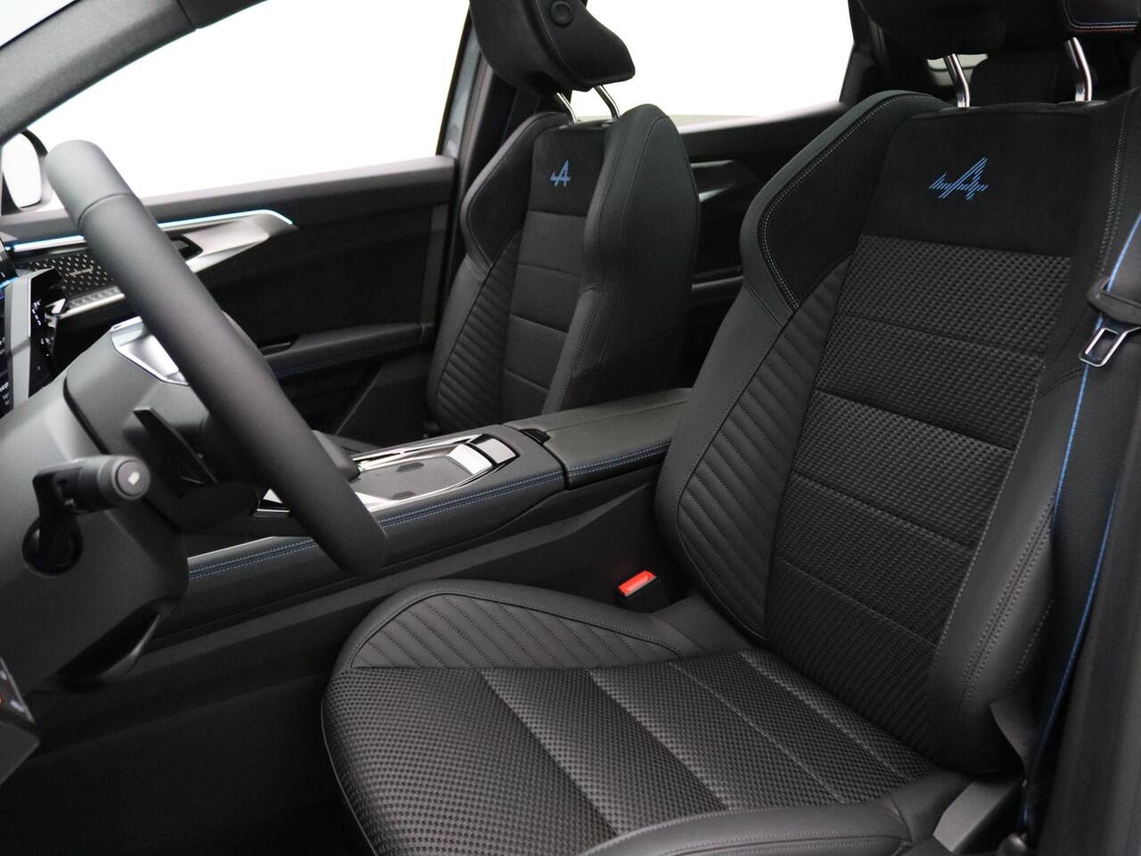 Renault Austral 200pk E-Tech full hybrid iconic esprit Alpine Automaat Harman Kardon | Head-Up | 360° Camera | Stoel-/stuur-/voorruitverw. | Panoramadak