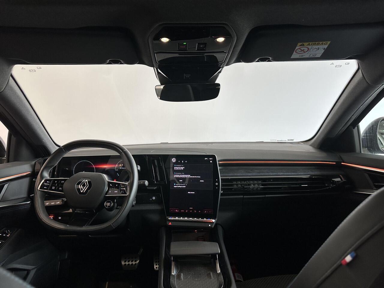 Renault Austral 1.2 E-Tech full hybrid 200 iconic esprit Alpine AUTOMAAT | PANORAMADAK | ELEKTRISCHE ACHTERKLEP | COMPLETE AUTO!