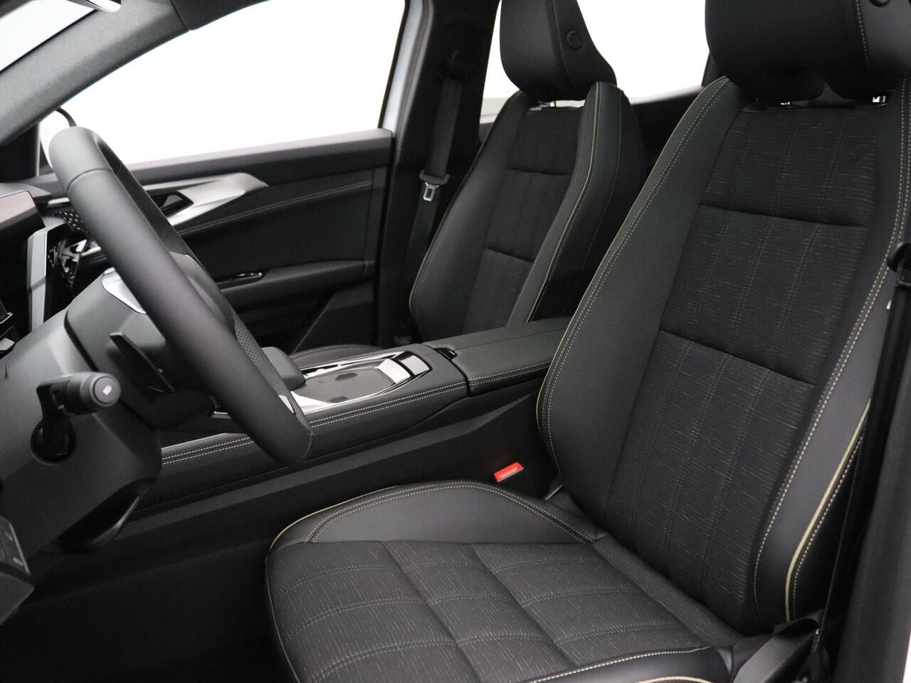 Renault Austral 200pk E-Tech full hybrid 200 iconic Harman Kardon | Head-Up | 360° Camera | Adapt. Cruise | Stoel-/stuur-/voorruitverw. | Panoramadak