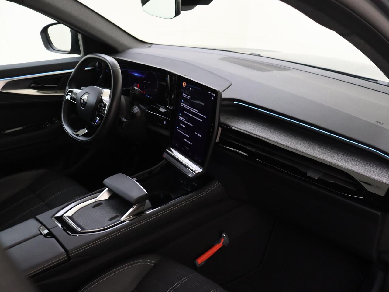 Renault Austral 1.2 E-Tech full hybrid 200 techno | AUTOMAAT | Navigatie | Achteruitrijcamera | Cruise & Climate Control | Privacy Glass | LM Velgen