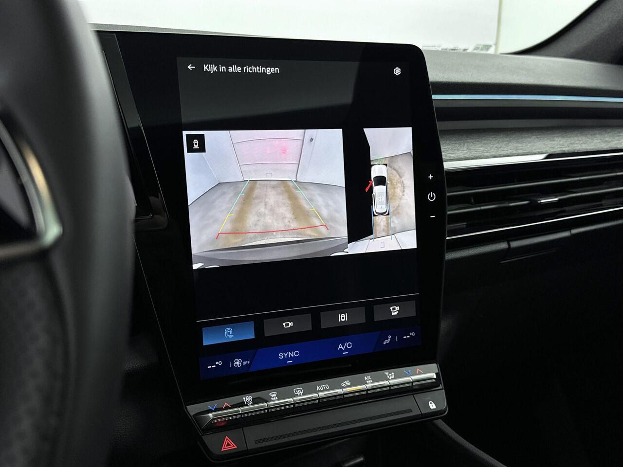 Renault Austral 1.2 E-Tech full hybrid 200 techno | Adaptieve Cruise Control | Google Built-In | Apple Carplay & Android Auto | Parkeersensoren Voor & Achter | Achteruitrijcamera | Climate Control | Privacy Glass | Keyless Entry |