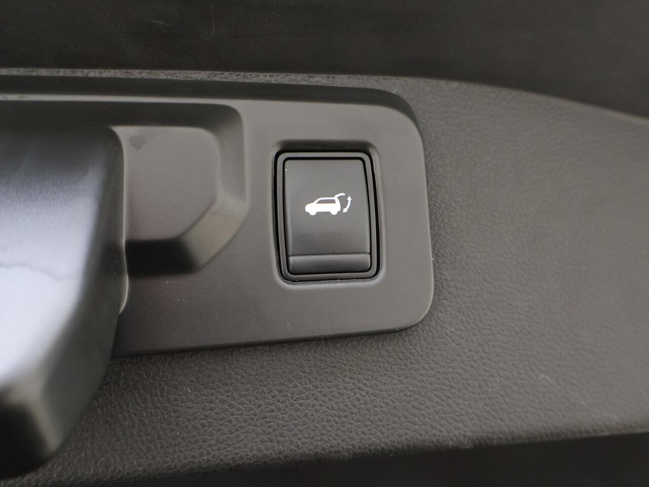 Renault Austral E-Tech full hybrid 200PK techno esprit Alpine / Winter Pack / Camera / Elektr. achterklep / Carselexy