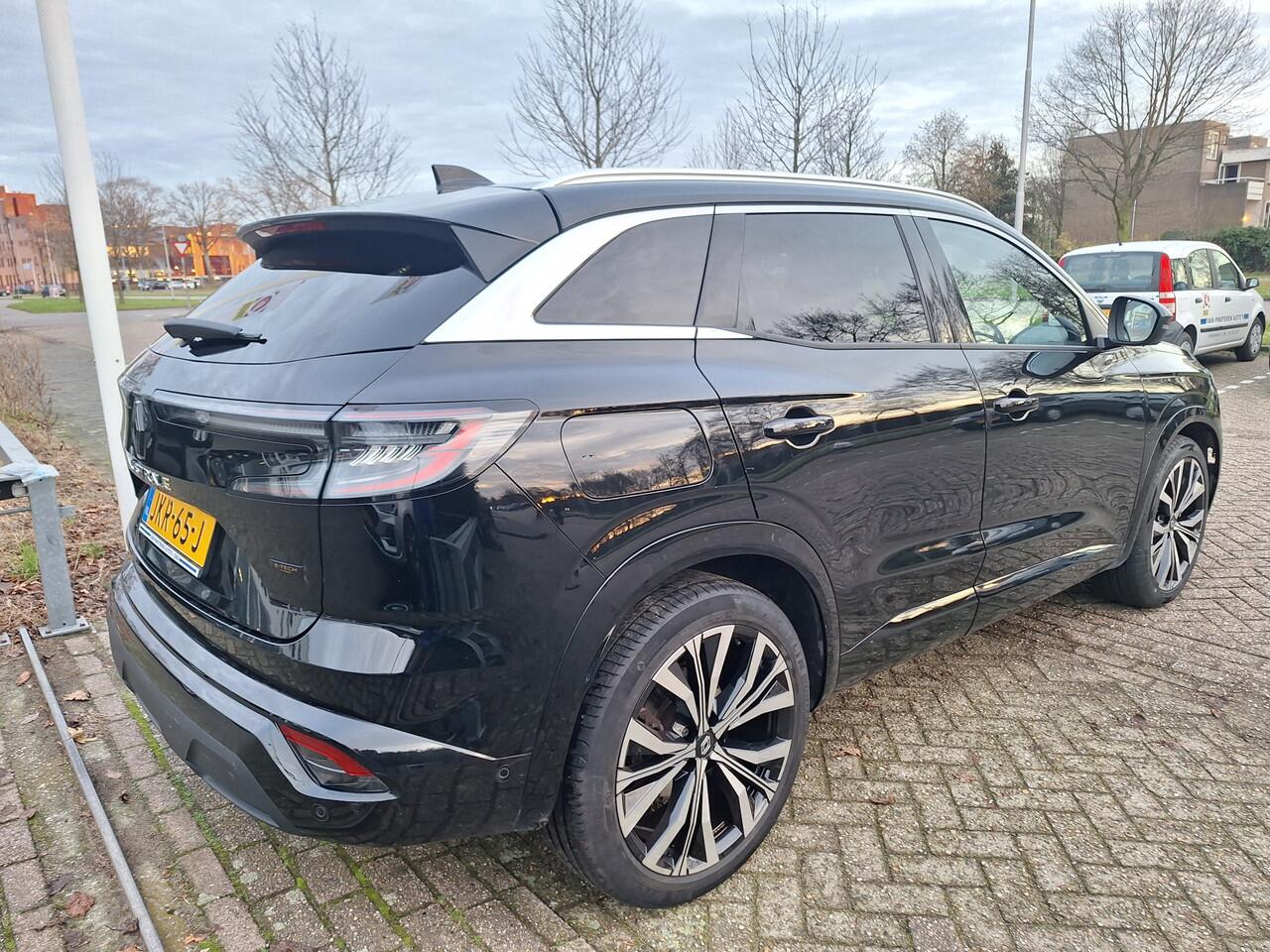 Renault Austral 1.2 E-Tech full hybrid 200 iconic esprit Alpine DAK/STOELEN ELEKTRISCH