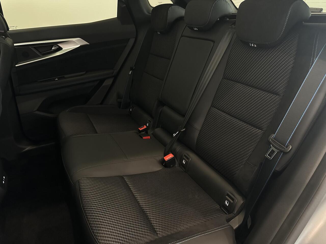 Renault Austral 1.2 E-Tech Full Hybrid 200 Iconic Esprit Alpine | 4CONTROL Advanced | Pack Vision | Pack Light & Sound | Pack Around View Camera | Van: ¤ 55.851,- nu rijklaar voor: ¤ 53.851,-