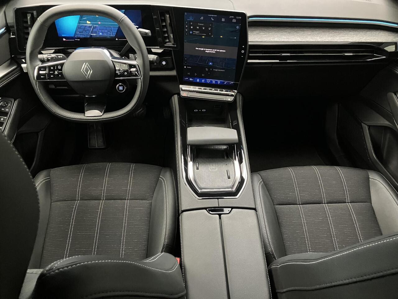 Renault Austral 1.3 mild hybrid 160 X-Tronic techno Automaat / 1.800 kg Trekgewicht / Achteruitrijcamera / Stuur-, stoel- en voorruitverwarming / Navigatie / Apple Carplay Android / 19" LM wielen /