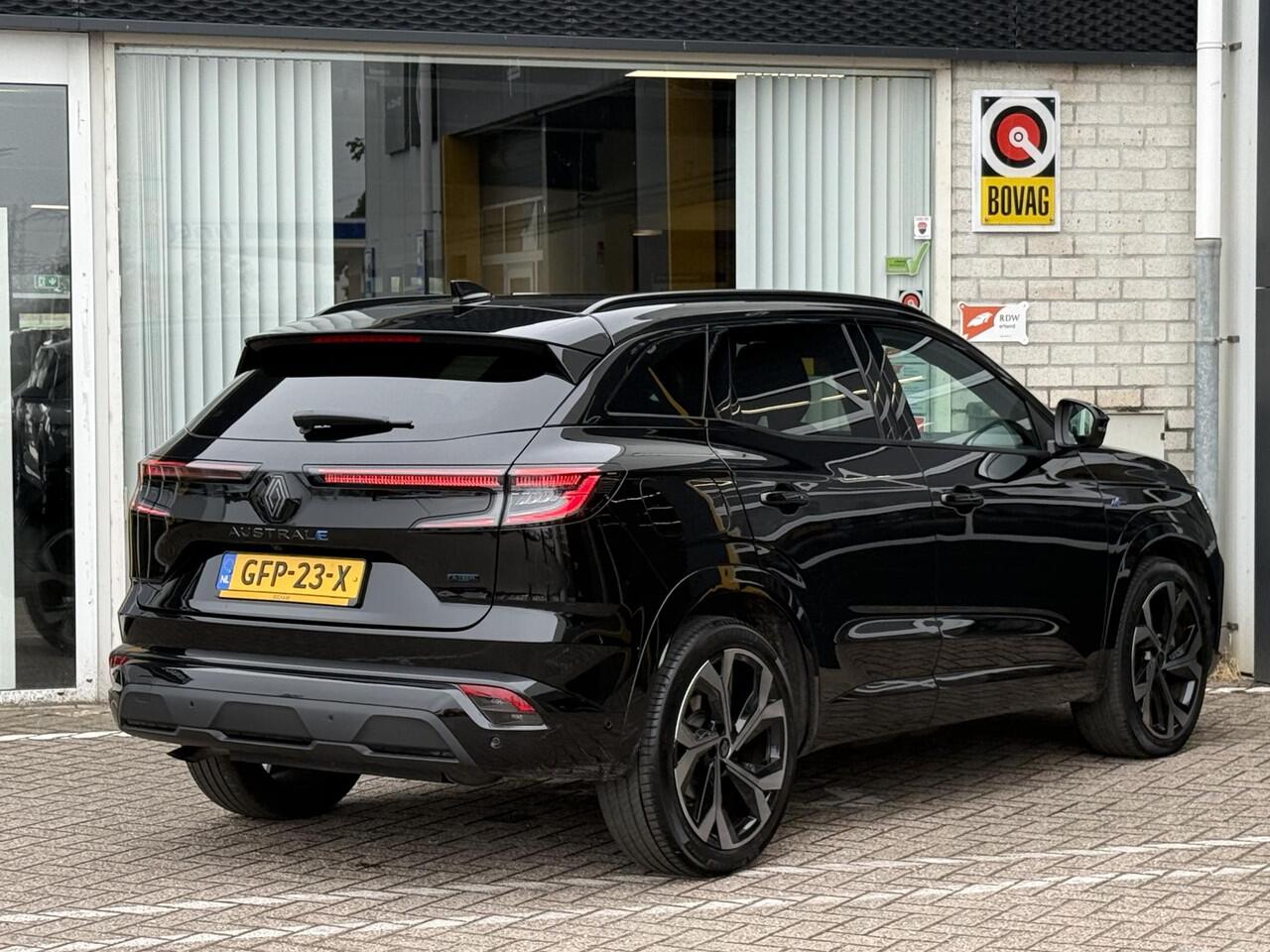 Renault Austral 1.2 E-Tech full hybrid 200 techno esprit Alpine | 360 graden camera | Stoel & stuur verwarming | Elektrisch verstelbare voorstoelen | Google maps | DAB | Cruise adaptief | Voorruit verwarming |