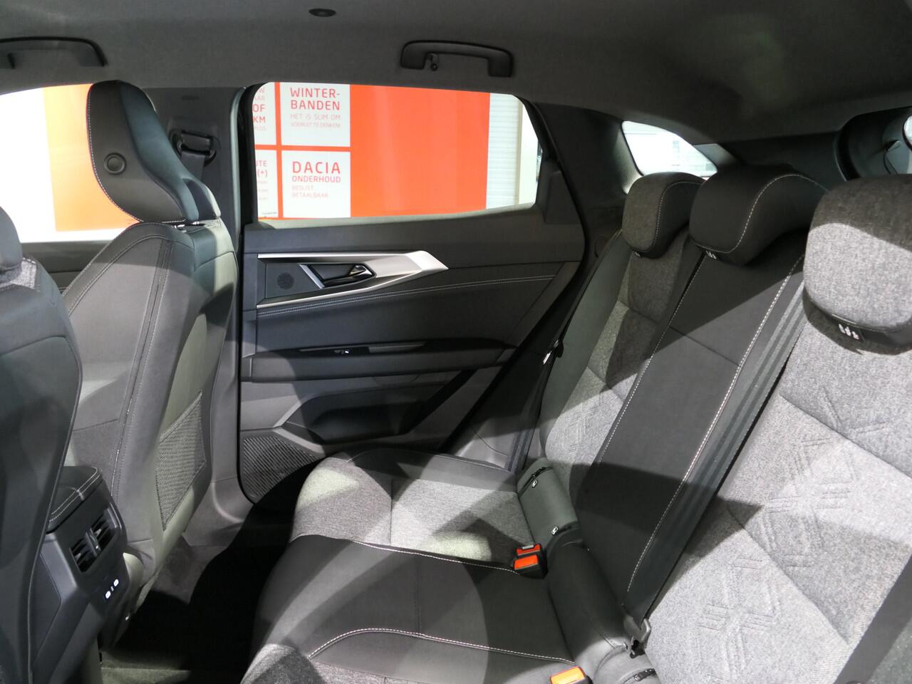 Renault Austral 1.3 mild hybrid 160 X-Tronic techno - Occasion Lease vanaf ¤619 p/m - *NIEUW* - Clima - adaptive cruise - dode hoek - draadloze telefoonlader