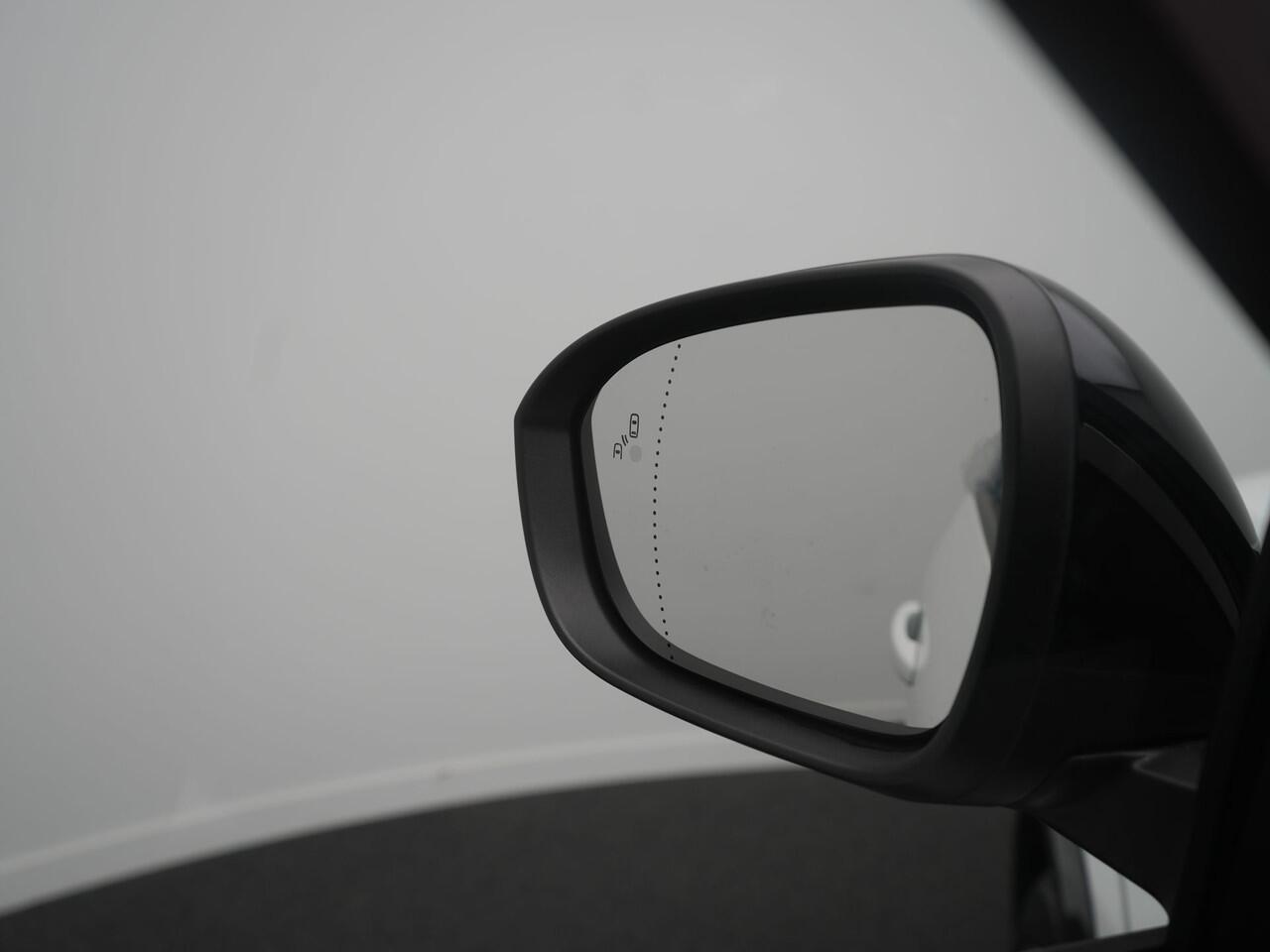 Renault Austral E-Tech Full Hybrid 200 Iconic - RIJKLAARPRIJS - All Seasonbanden - Adaptive Cruise Control - 360 Graden Camera - Panoramadak