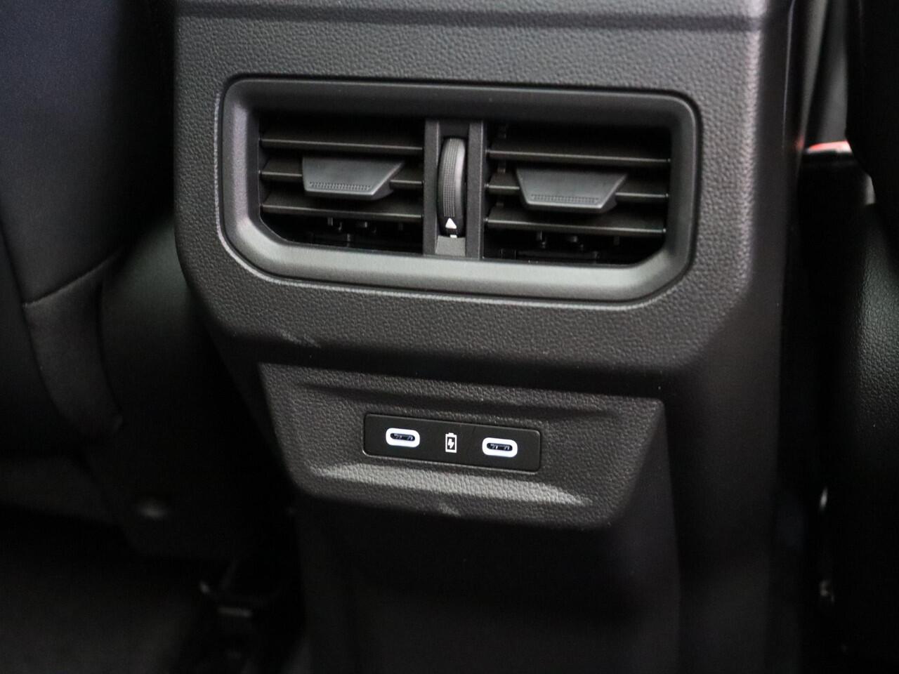 Renault Austral E-Tech full hybrid 200 iconic esprit Alpine | 4Control | Harman kardon | Panoramisch vast glazen dak | HUD |