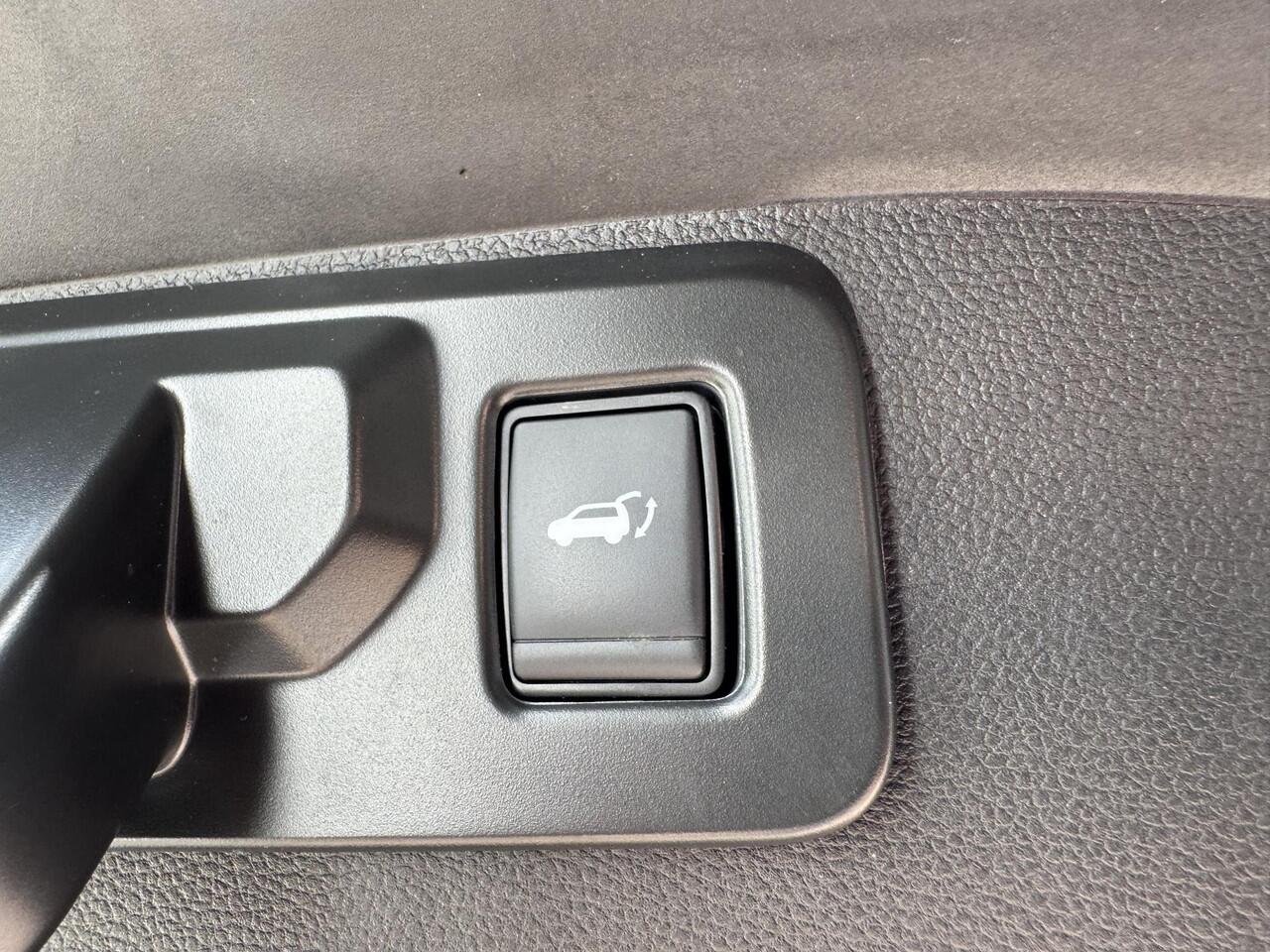 Renault Austral 1.3 mild hybrid 160 Techno 1.800kg trekgewicht!!