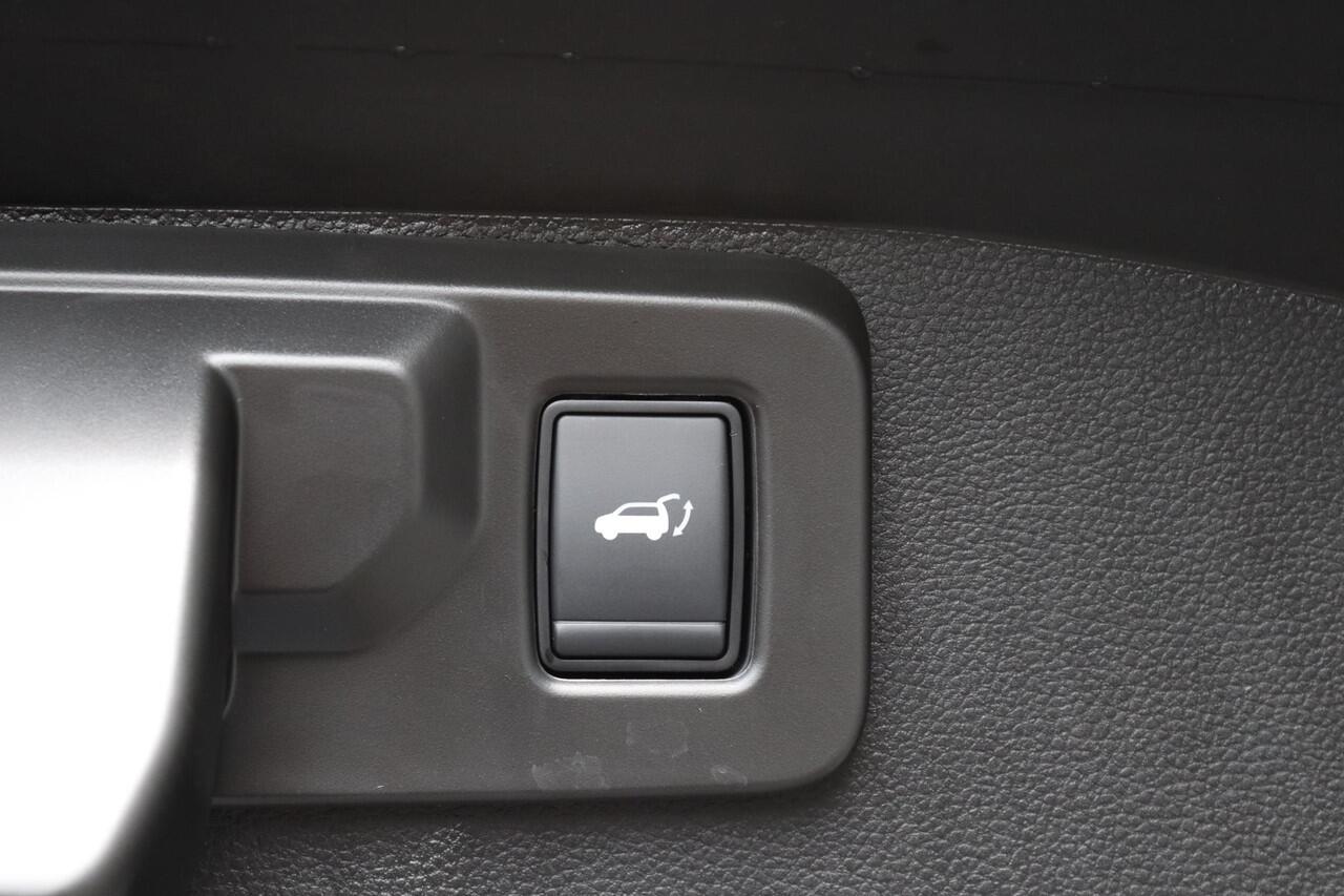 Renault Austral 1.3 Mild Hybrid 160 Automaat Techno Esprit Alpine | Elektrisch bed. achterklep | 1.800kg Trekgewicht | Navigatie |