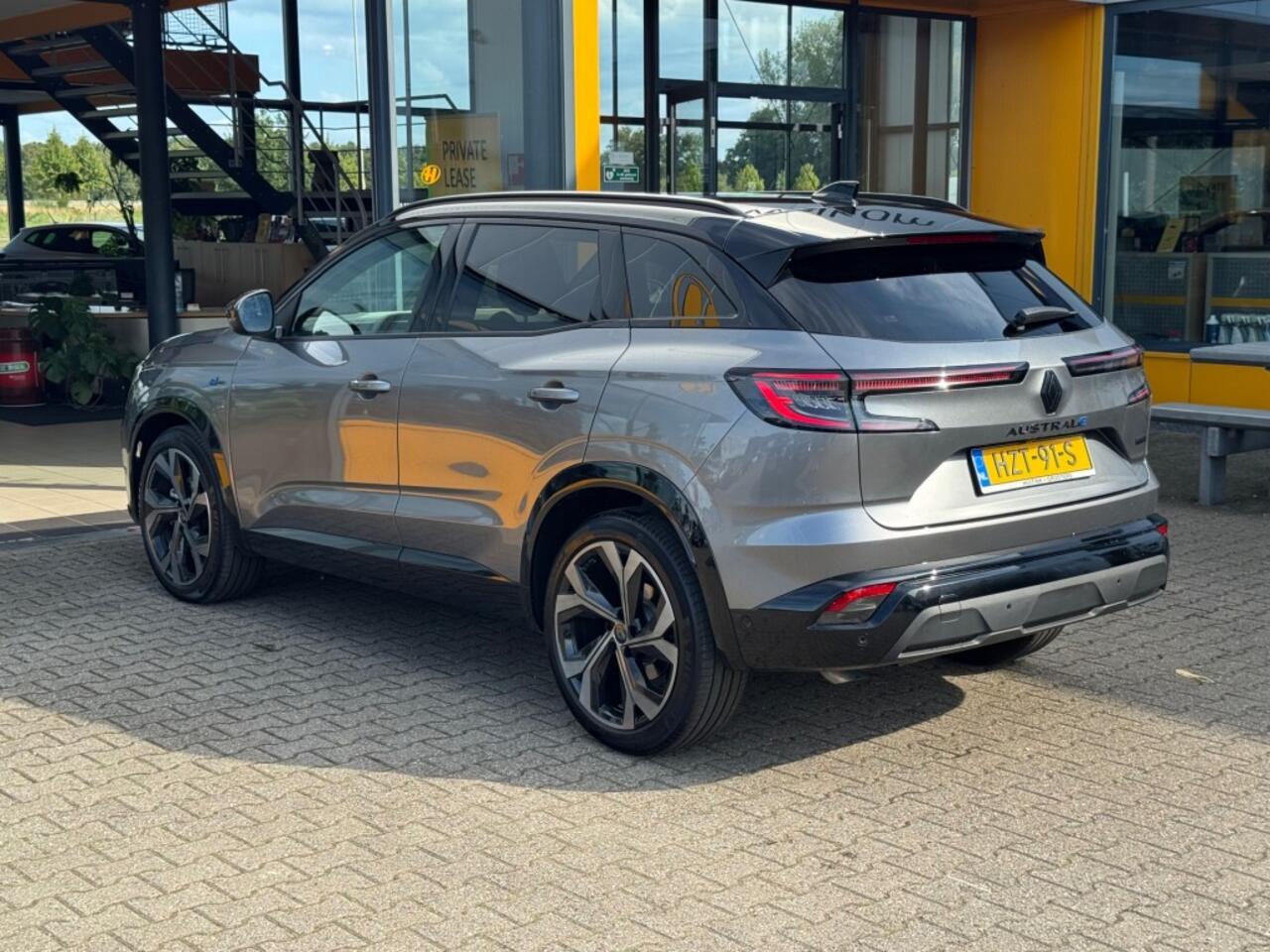 Renault Austral 1.2E-Tech Hybrid 300 Esprit Alpine