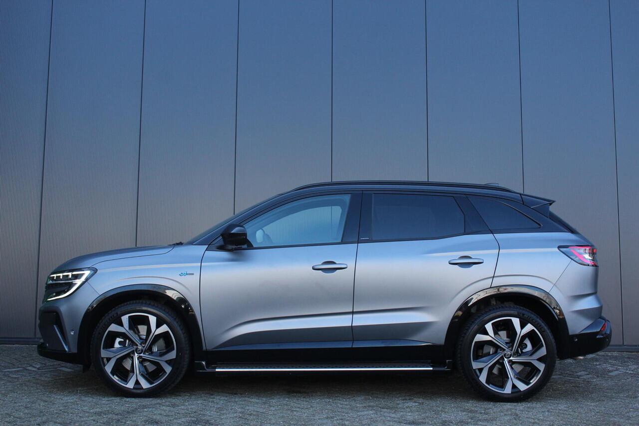 Renault Austral 1.2 E-Tech Hybrid 200Pk Iconic Esprit Alpine | Google Navigatie | Draadloze Carplay | 4-Control | Head-up | Harman Kardon Geluidsysteem | Matrix Led Koplampen | Stoel & Stuurverwarming | Sidesteps | Carbon Pack |