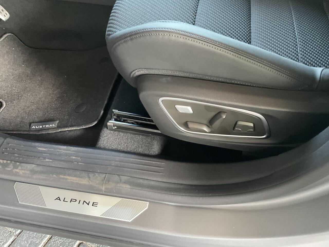 Renault Austral 1.2 E-Tech full hybrid 200 iconic esprit Alpine / Demo Hillegom / pack vision / pack light & sound / pack around view camera / 4CONTROL /