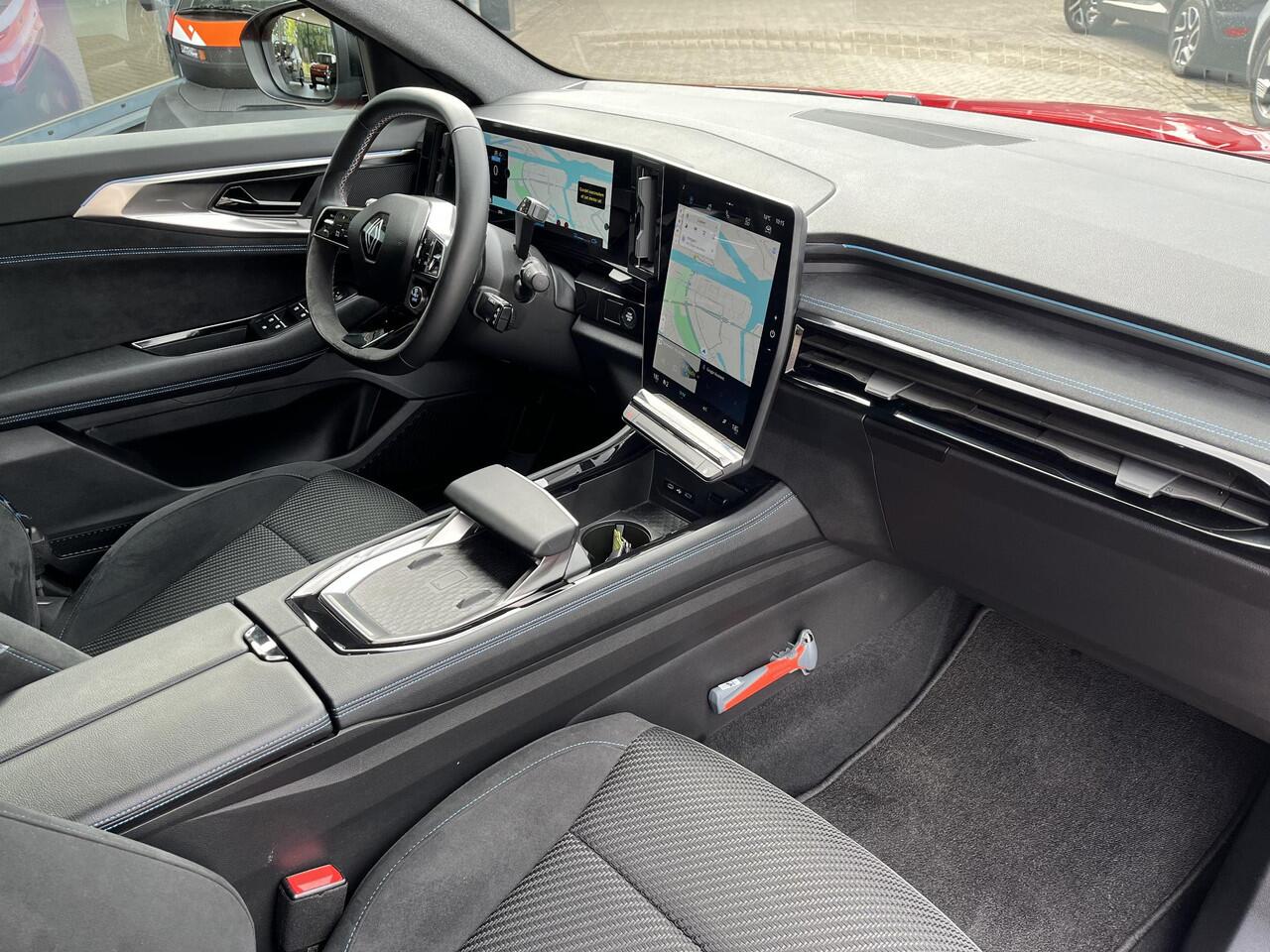 Renault Austral 1.2 E-Tech full hybrid 200 techno esprit Alpine / NAVIGATIE / APPLE CARPLAY / PARKEERSENSOREN + CAMERA /