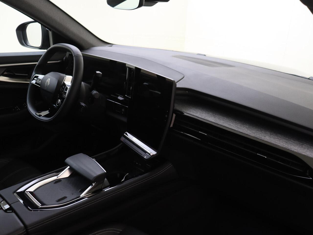 Renault Austral 1.2 E-Tech full hybrid 200 techno | Automaat | Panoramadak | Rondom camera