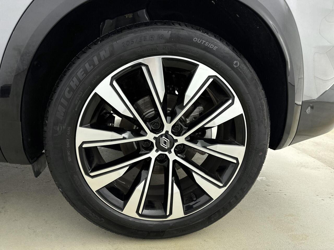 Renault Austral 1.2 E-Tech Full Hybrid Techno 200PK | Google Navigatie | Panoramadak | Adaptieve Cruise Control | 360 Camera | Apple CarPlay & Android Auto