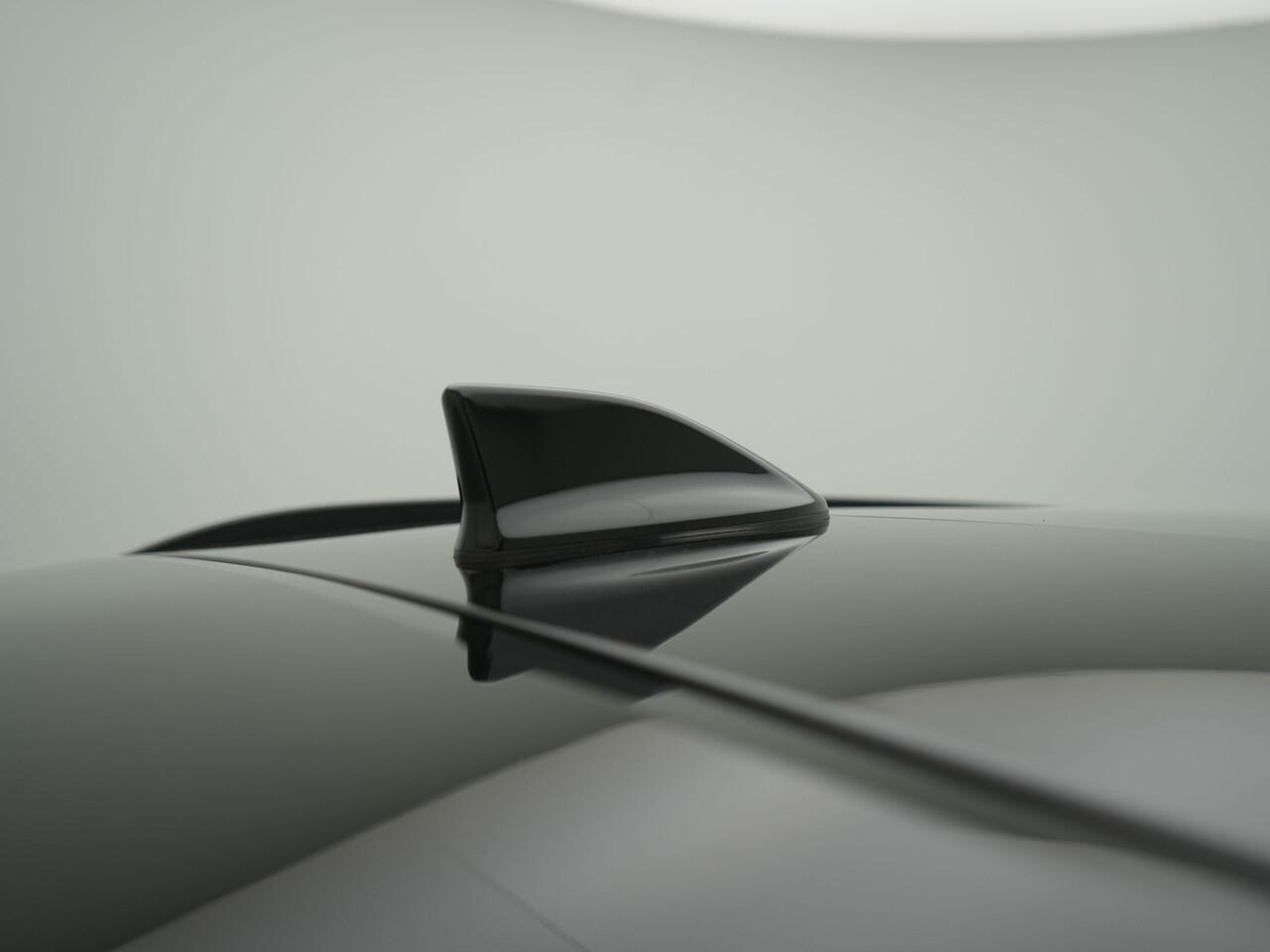 Renault Austral E-Tech Full Hybrid 200 Iconic Esprit Alpine - RIJKLAARPRIJS - Panoramadak - Harman Kardon Audio - 360 Graden Camera - Adaptieve Cruise Control