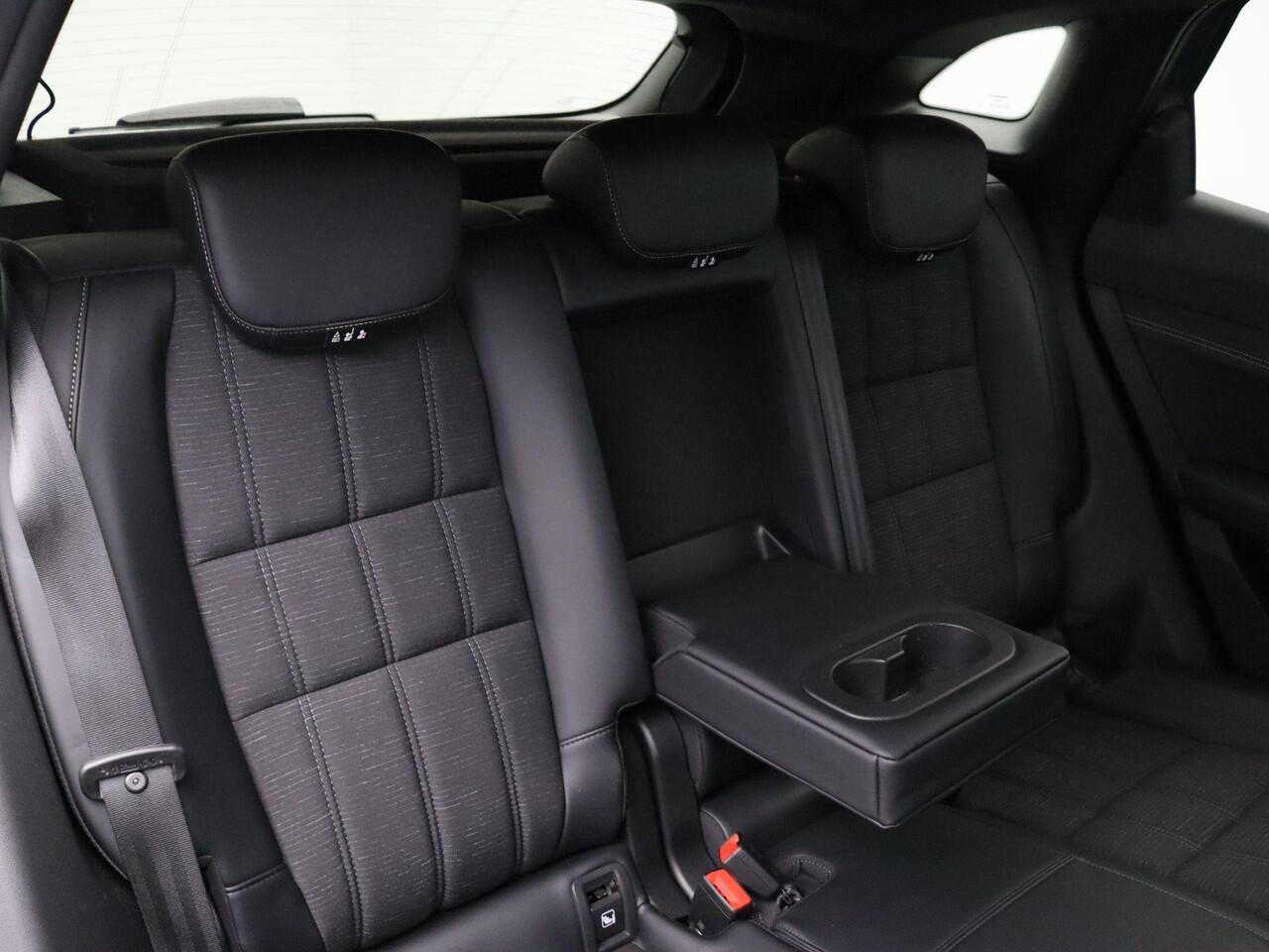 Renault Austral E-Tech full hybrid 200 Iconic | Stoel/Stuur en voorruit verwarming | Cruise Control Adaptief | Camera's Rondom |