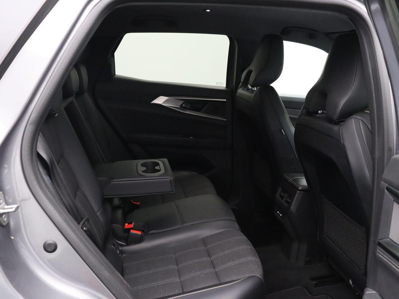 Renault Austral E-Tech full hybrid 200 Iconic | Stoel/Stuur en voorruit verwarming | Cruise Control Adaptief | Camera's Rondom |