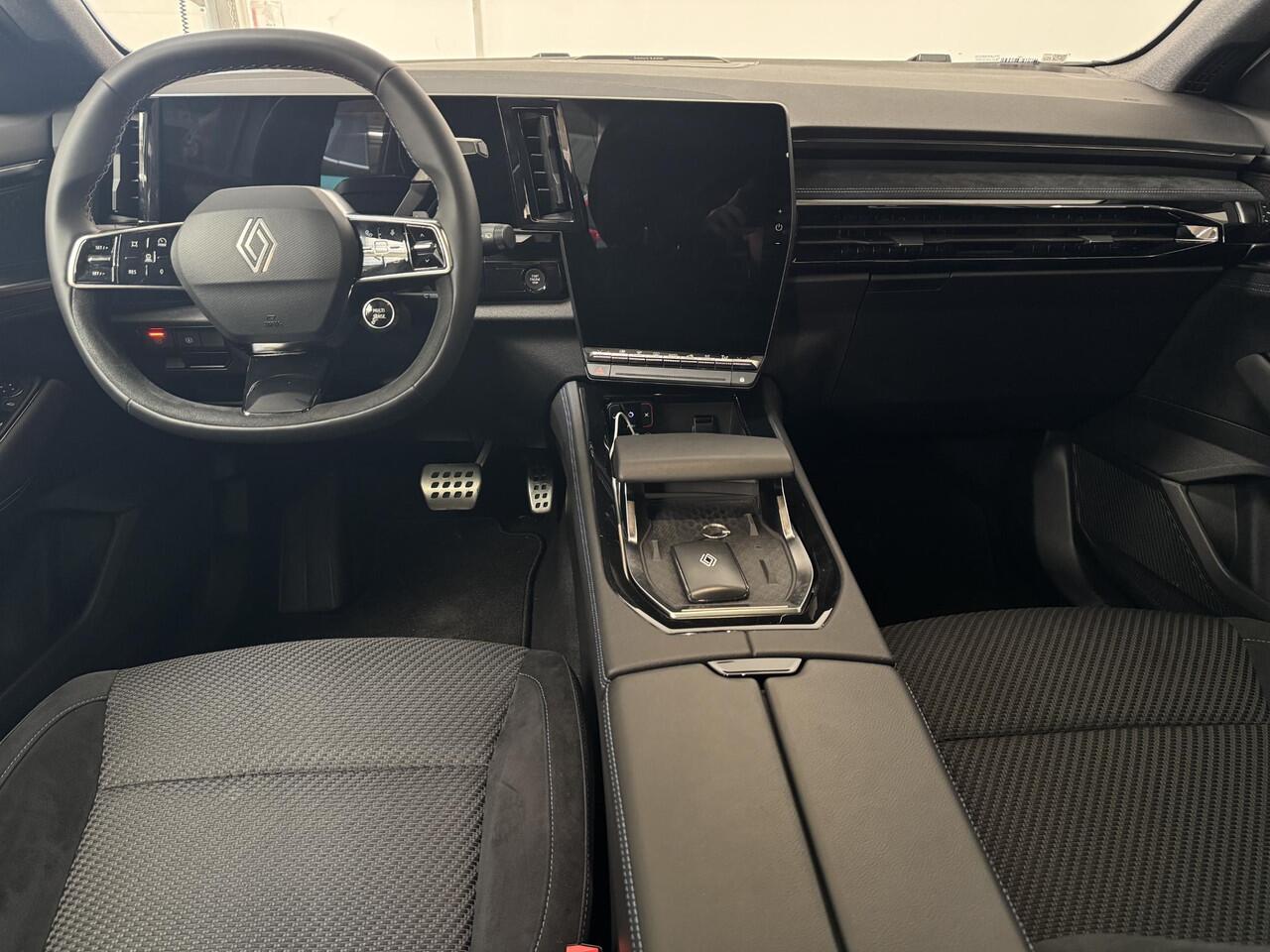 Renault Austral E-Tech full hybrid 200 iconic esprit Alpine | Panoramadak | Harman/Kardon | 360 Camera | DEMO