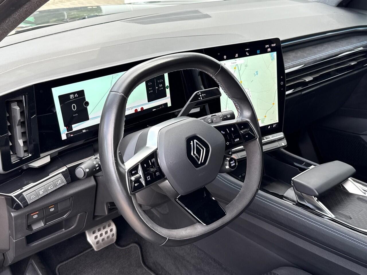 Renault Austral 1.3 mild hybrid 160 X-tronic techno esprit Alpine / CLIMATE / CAMERA / CRUISE / ELEKTR. ACHTERKLEP