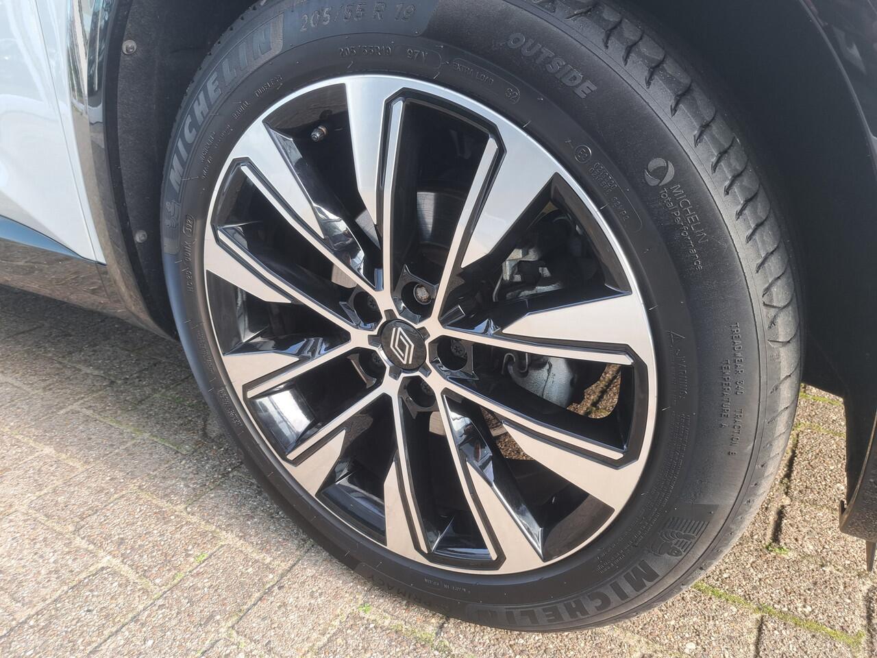 Renault Austral 1.2 mild hybrid 130 PK advanced 130 techno | Pack winter | 360 camera | bestuurdersstoel elektrisch instelbaar | incl. Bovag rijklaarpakket met 12 maanden garantie |