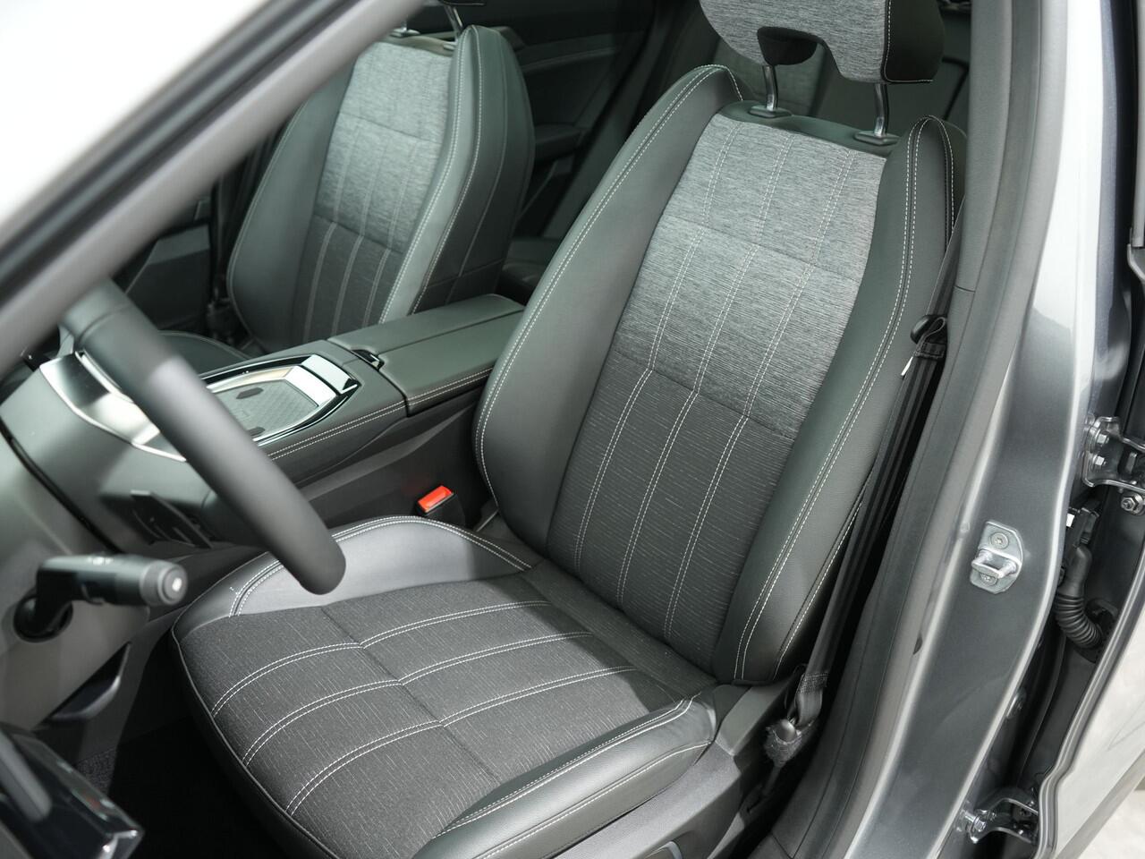 Renault Austral 1.3 MILD HYBRID 160PK X-TRONIC TECHNO | Panoramadak | Pack Comfort