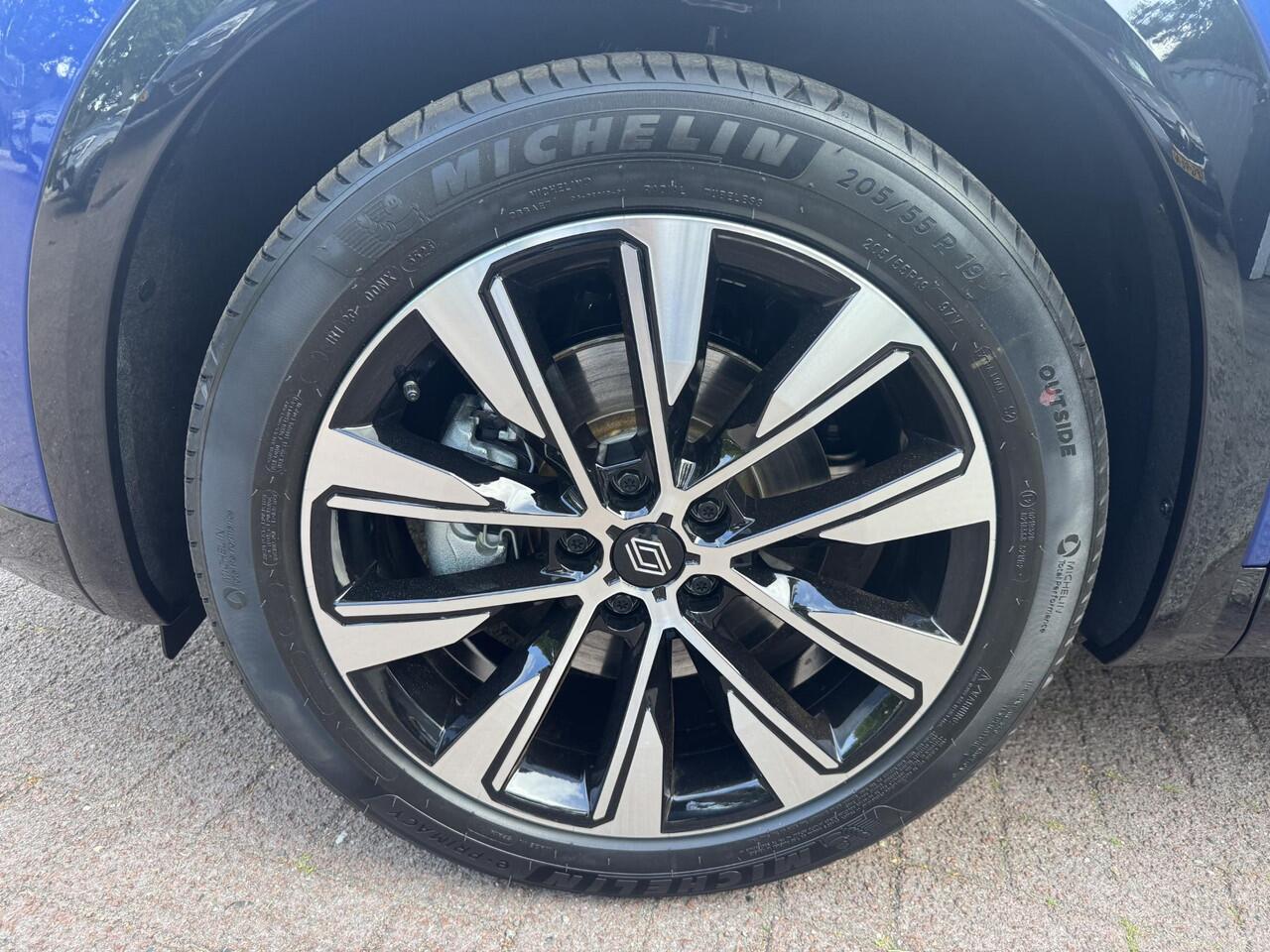 Renault Austral 1.2 E-Tech full hybrid 200 techno+Pack Comfort!!