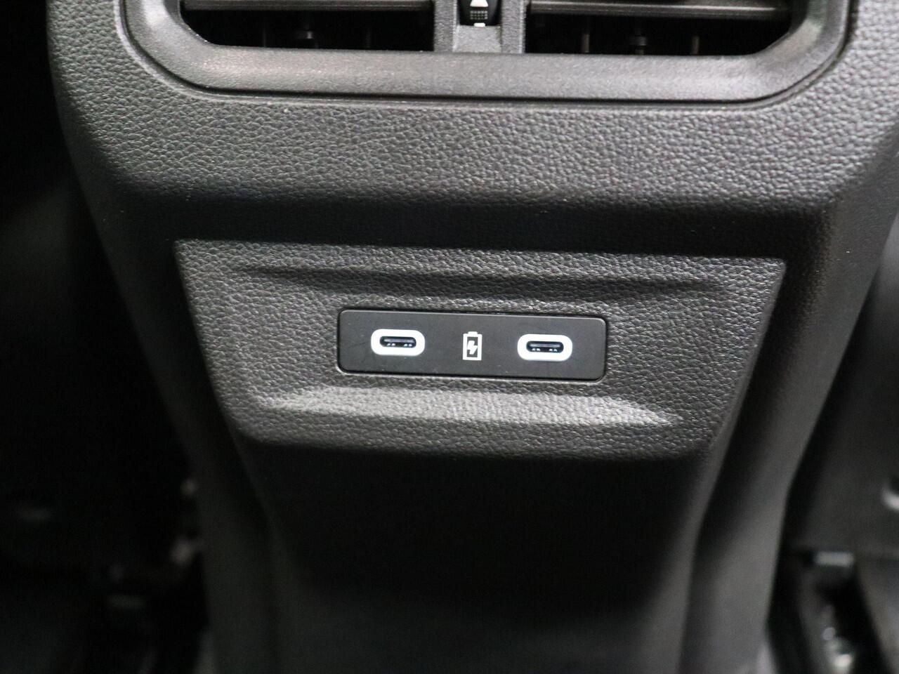 Renault Austral E-Tech full hybrid 200 Iconic | Stoel/Stuur en voorruit verwarming | Cruise Control Adaptief | Camera's Rondom |