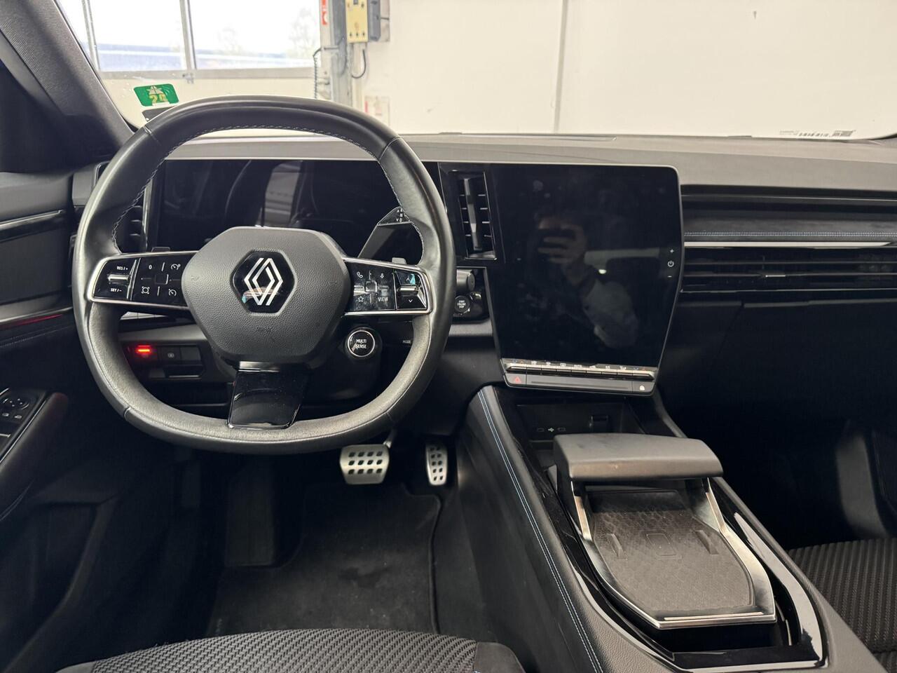 Renault Austral 1.2 E-Tech full hybrid 200 techno esprit Alpine | Navigatie | Trekhaak | All season | Camera | Elektrische achterklep |