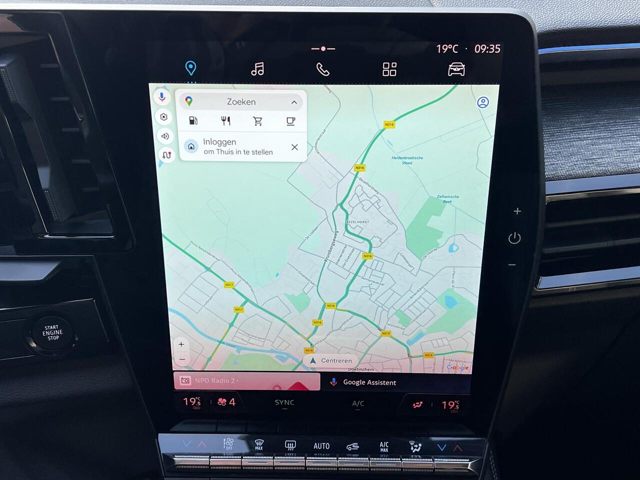 Renault Austral E-Tech full hybrid 200 techno Automaat / Dealer onderhouden / 1.500 kg trekgewicht / Elektrische klep / Navigatie / Apple Carplay Android / 19" LM wielen /