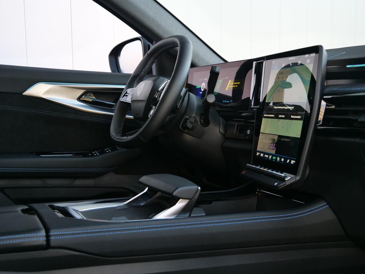 Renault Austral 1.2 200 Pk E-Tech full hybrid iconic esprit Alpine Automaat Navi / DAB / Apple Carplay / Winterpakket