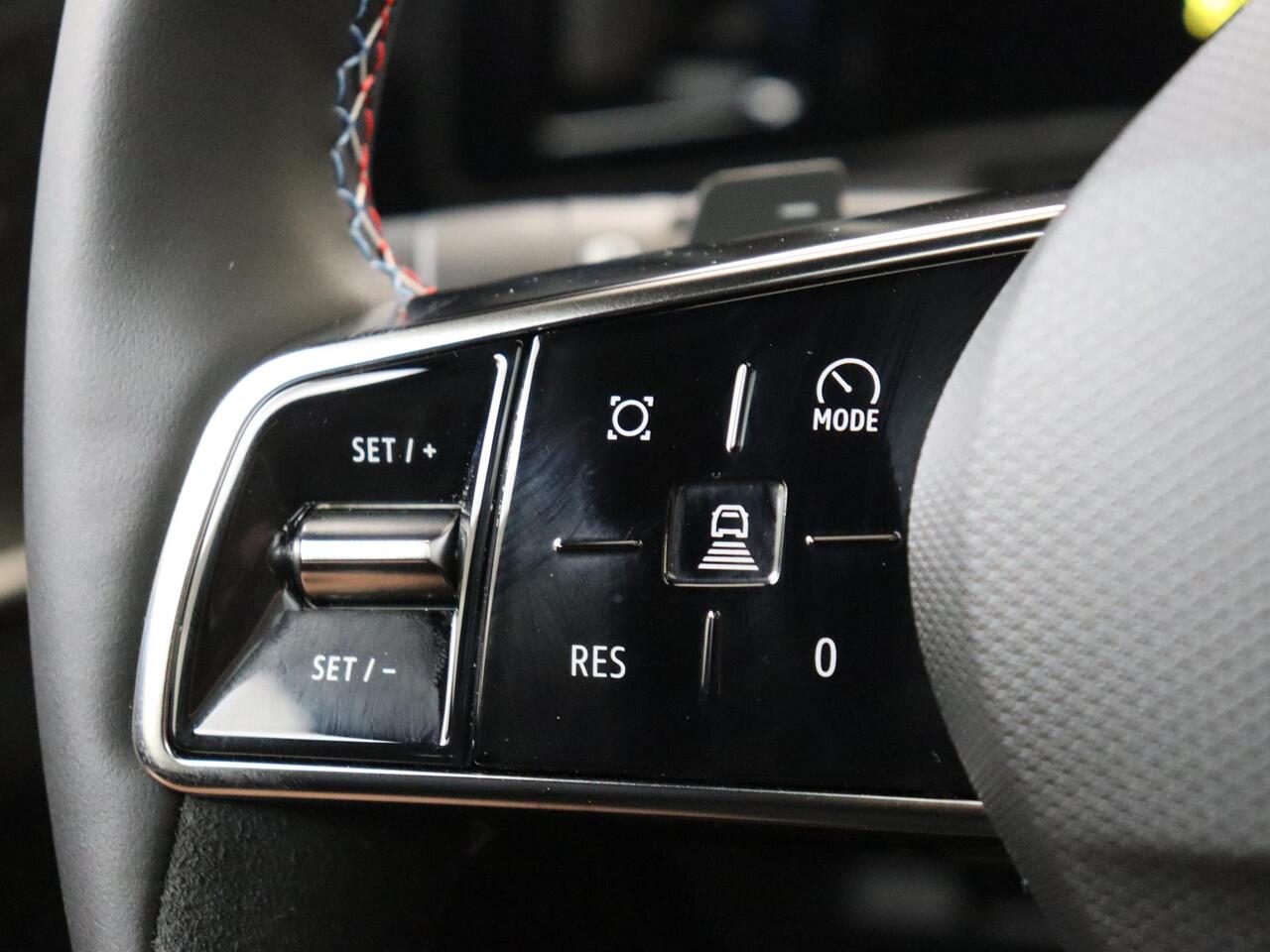 Renault Austral Iconic Esprit Alpine E-Tech Full Hybrid 200PK | Nieuw Model | 4-Control | Panoramadak | Head-Up | Harman & Kardon | Matrix-Led | Satin Grijs