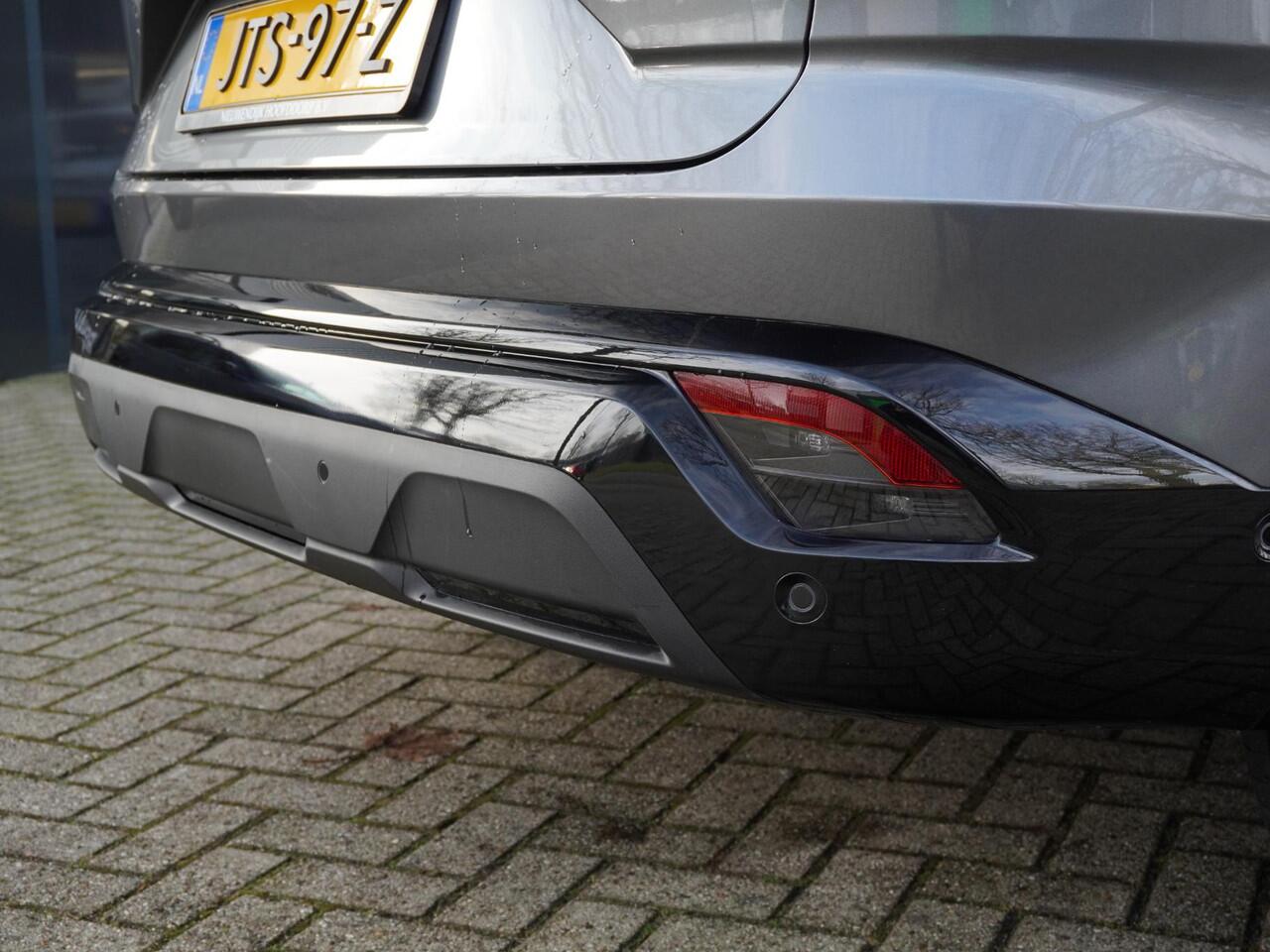 Renault Austral 1.2 E-Tech full hybrid 200 techno AUTOMAAT / 10.000KM / NAVI / PANO / 360° CAMERA / BLINDSPOT / PDC 360 / PRIVACY GLASS / DAKRAILS / PACK SAFETY / 19'' LMV