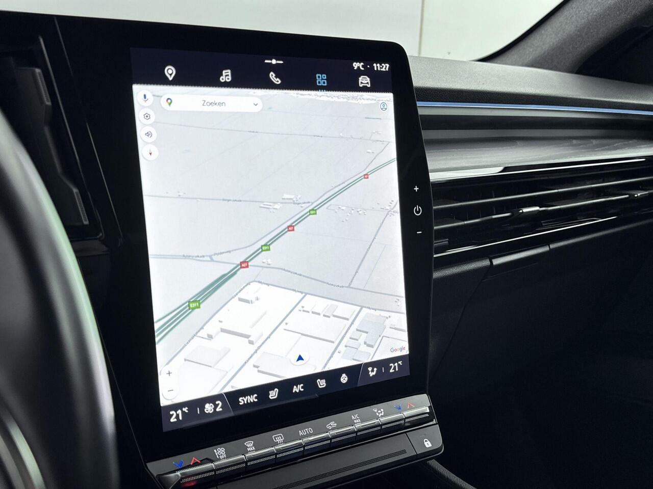 Renault Austral 1.2 E-Tech full hybrid 200Pk iconic | Google Navigatie | Ambiance Verlichting | Stoelverwarming & Stuurverwarming | Parkeersensoren & 360 Camera | 20 Inch Lichtmetalen Velgen | All Season Banden |