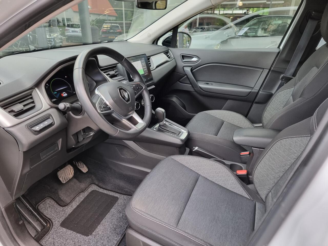 Renault CAPTUR 1.6 E-Tech Hybrid Intens | 145pk | Automaat | Camera | Parelmoer | Zeer nette staat!