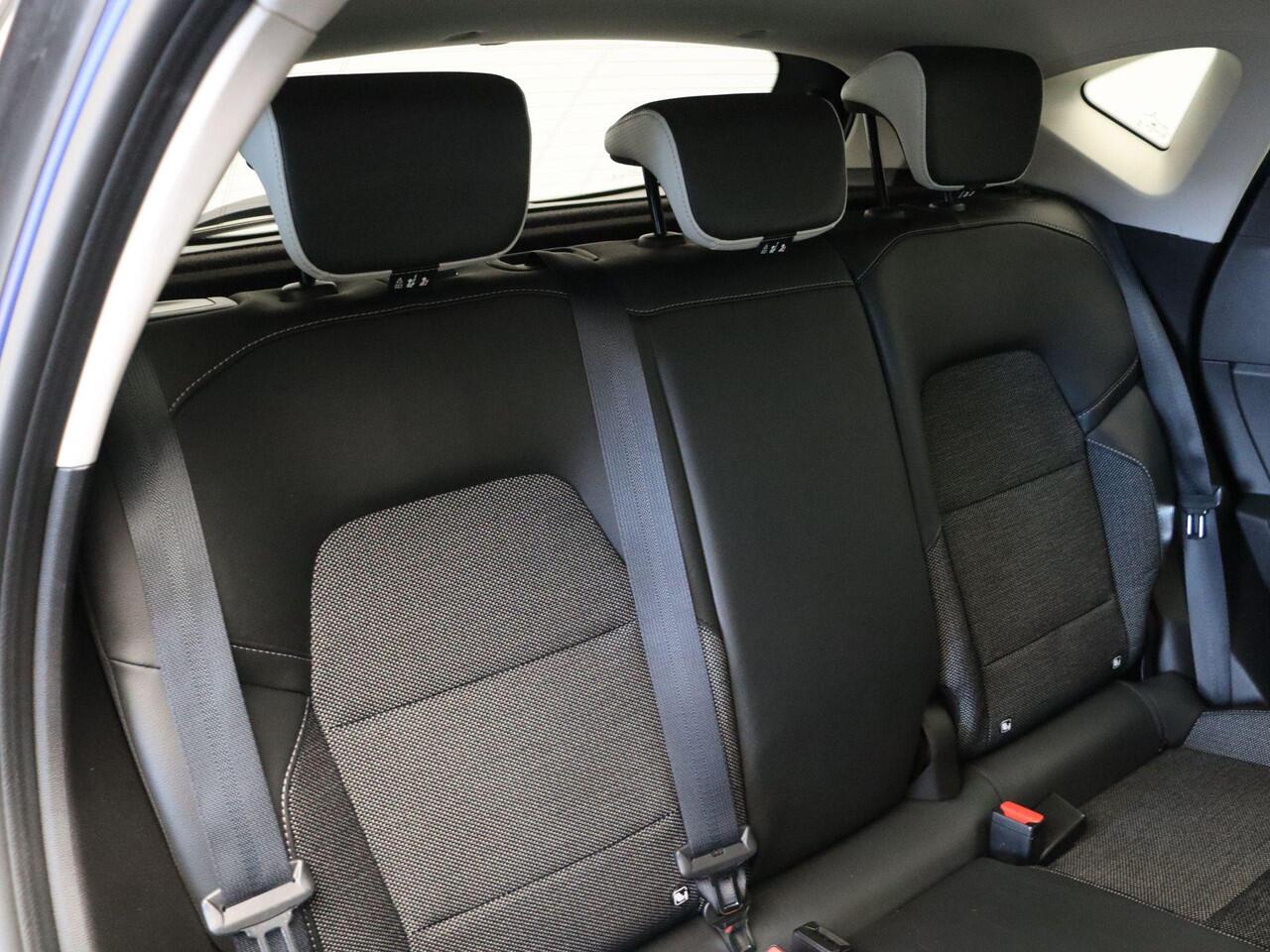 Renault CAPTUR 1.6 E-Tech plug-in hybrid 160 techno | Adaptive cruise control | Stuurwiel verwarming | Navigatie | Achteruitrijcamera |