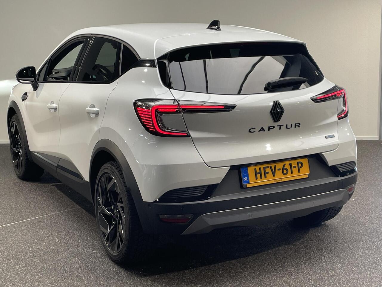 Renault CAPTUR 1.6 E-Tech full hybrid 145 esprit Alpine | Camera |