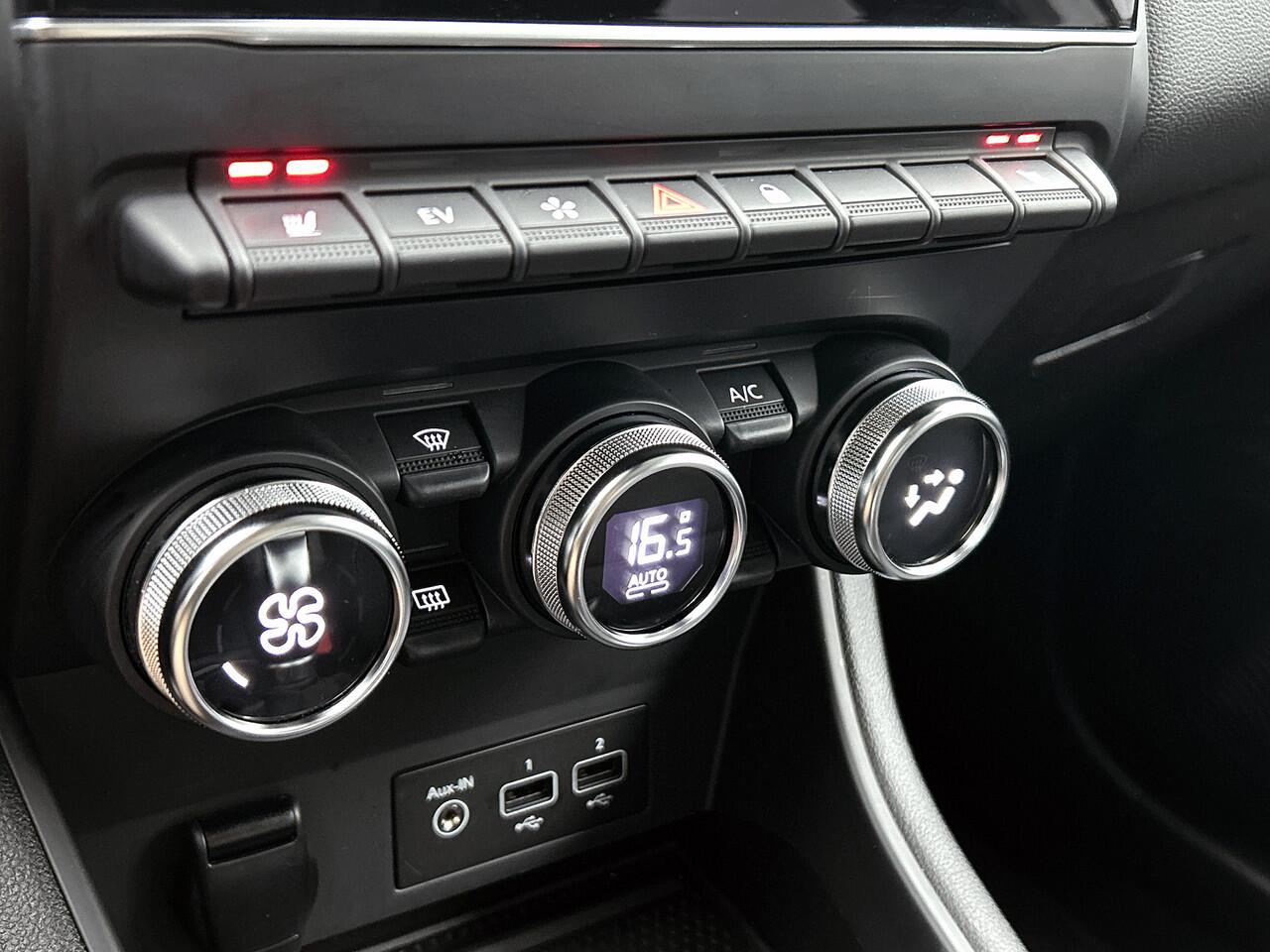 Renault CAPTUR E-Tech plug-in hybrid 160PK techno / NAVI GROOT / 18" LM / STOELVERWARMING