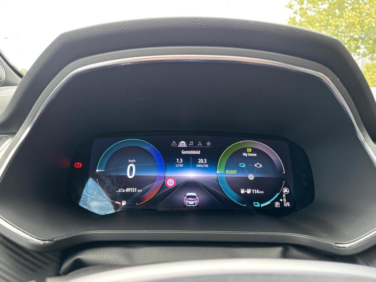 Renault CAPTUR 1.6 E-Tech Plug-in Hybrid 160 R.S. Line | SOH 89,9% | Camera | Navigatie |