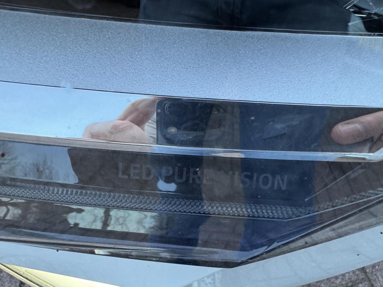 Renault CAPTUR 1.6 E-Tech 145 esprit Alpine+Pack Light&Sound!!