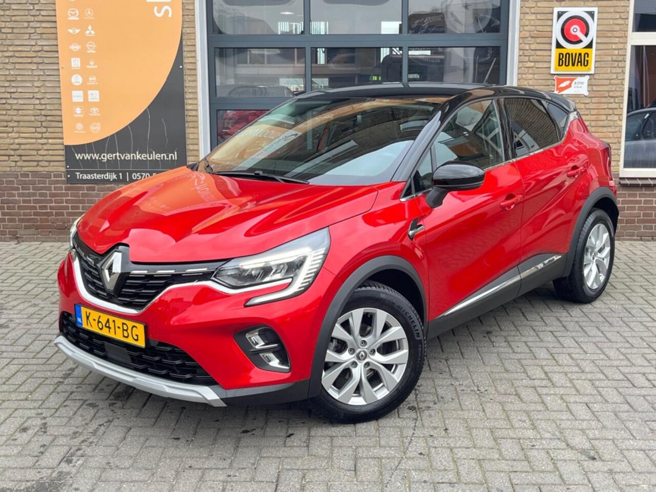 Renault CAPTUR 1.0 TCe INTENS LED/2-TONE/CAMERA/CARPLAY/NL-AUTO/1E EIG.