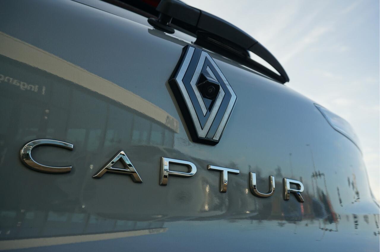 Renault CAPTUR 1.3 TCE Mild Hybrid 160 Techno