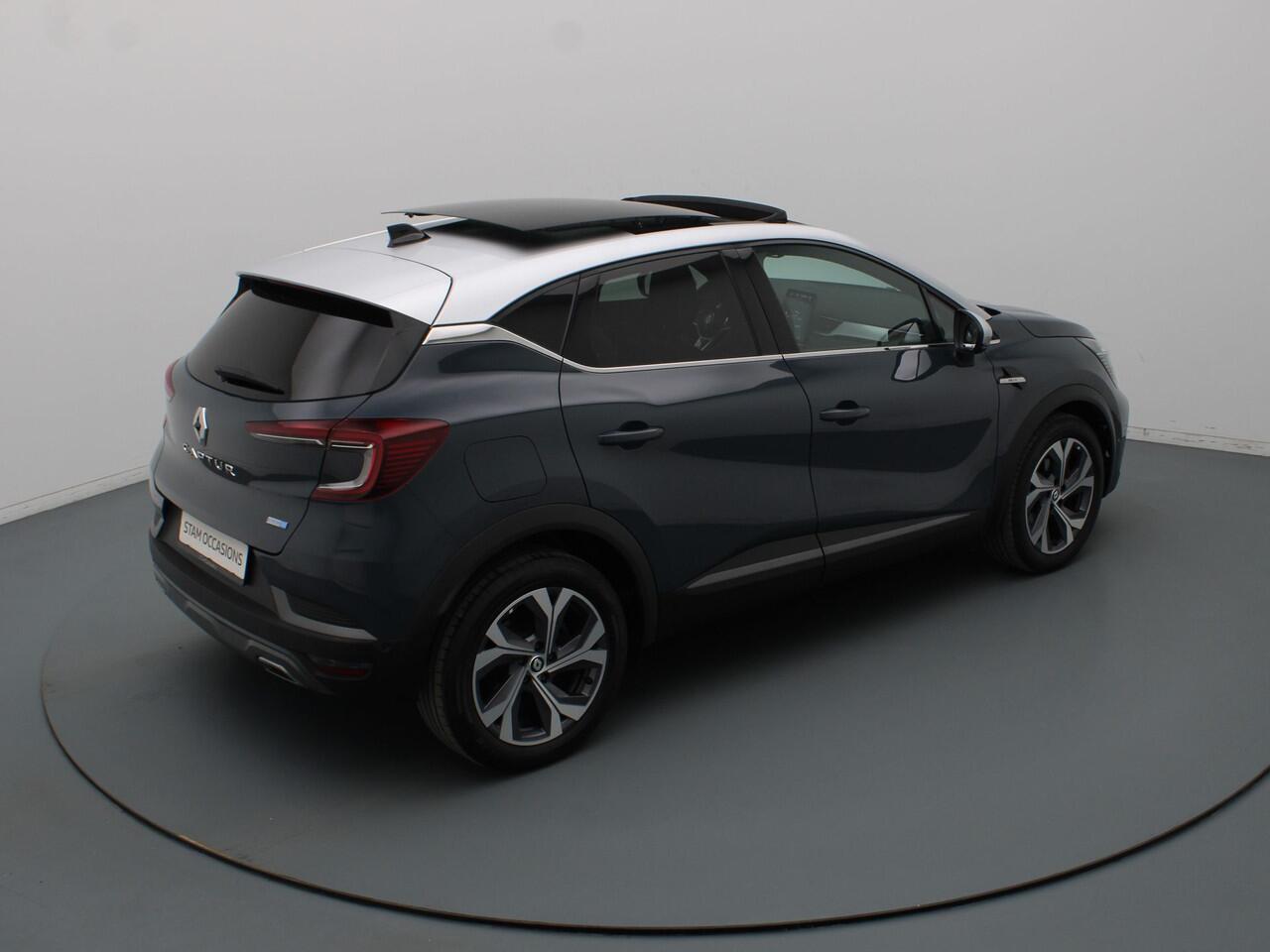 Renault CAPTUR 160pk E-Tech Plug-in Hybrid R.S. Line Automaat 360° Camera | Adapt. Cruise | Stoel-/stuurverw. | Panoramadak