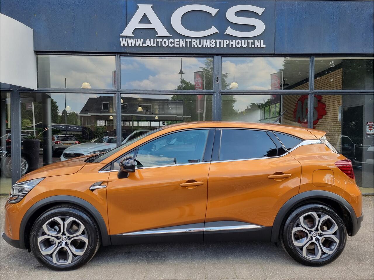 Renault CAPTUR 1.6 E-Tech Plug-in Hybrid 160pk Intens | Leder | Privacy | Zeer mooie staat!